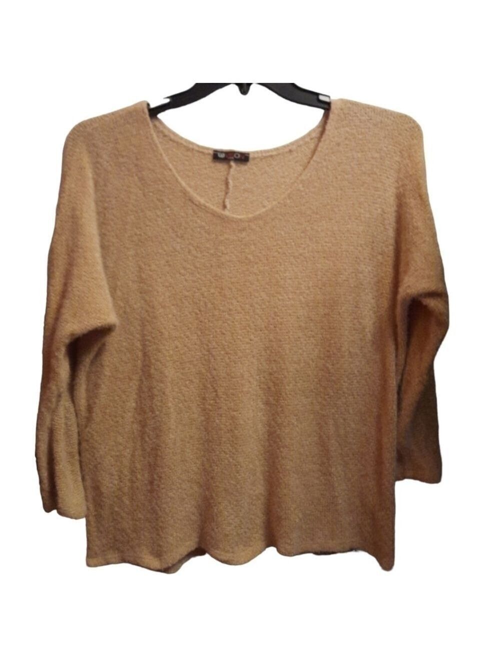 Vision USA Beige Sweater Size Large